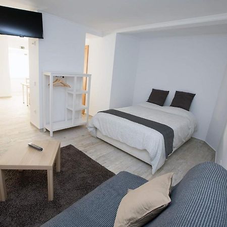 Es7Udio Apartment Peniche Bagian luar foto