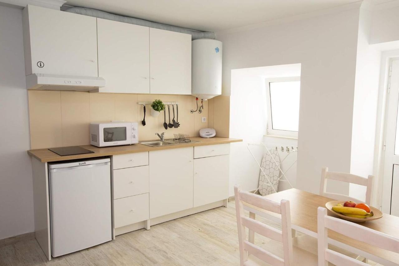 Es7Udio Apartment Peniche Bagian luar foto